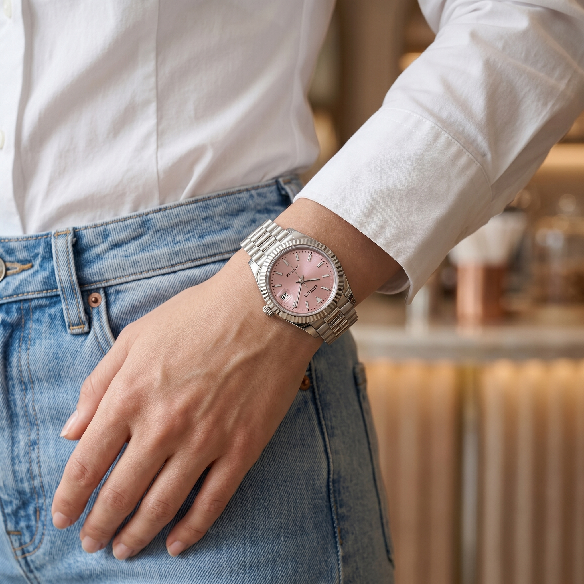 Saint Valmont Élise - PINK — Lifestyle wrist